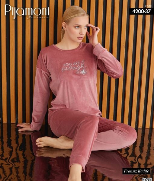 PİJAMONİ 4200-37 YENİ FRANSIZ KADİFE PİJAMA TAKIM