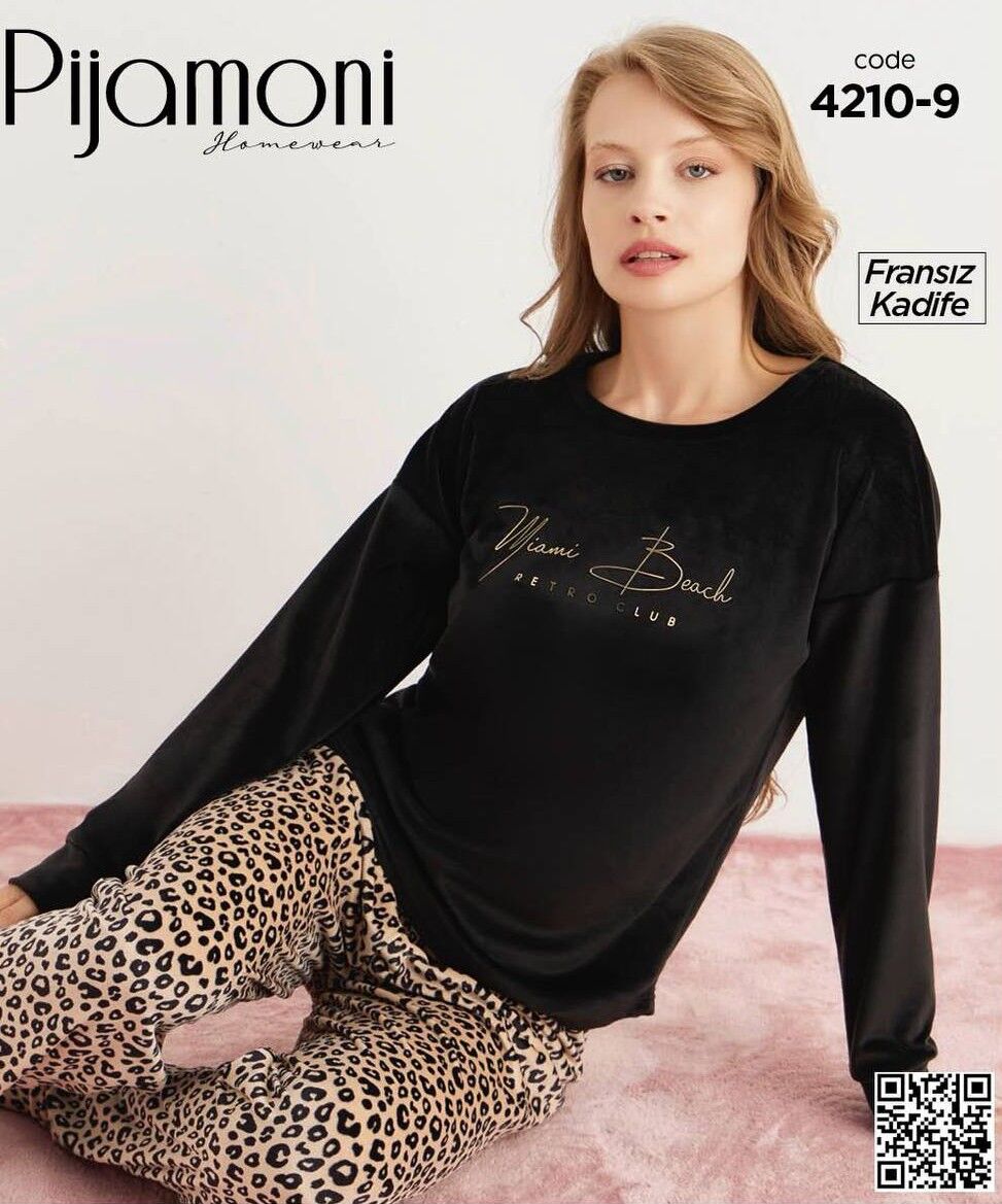 PİJAMONİ 4210-9 YENİ FRANSIZ KADİFE PİJAMA TAKIM