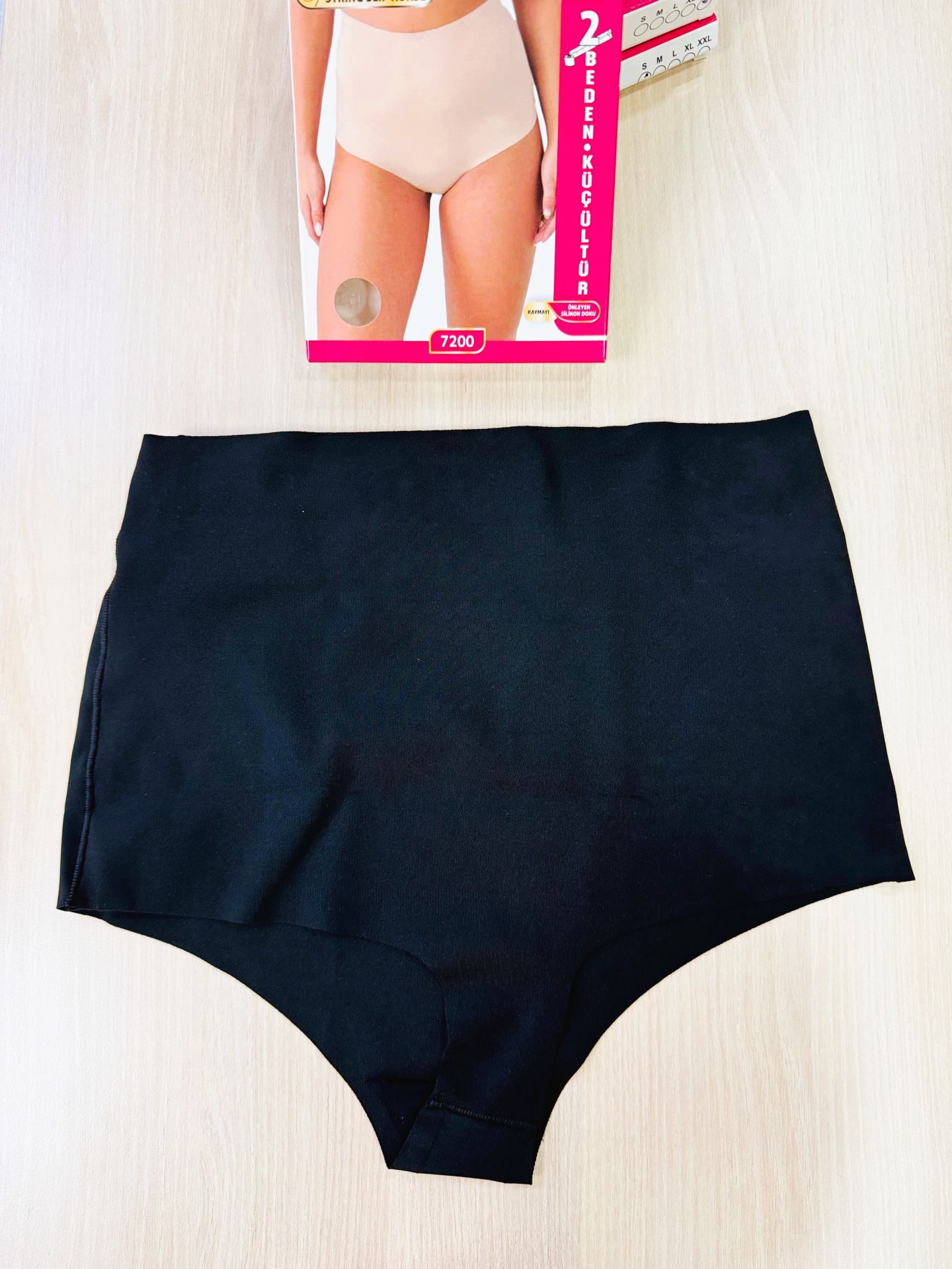LAYZA FORM 7200 LAZER KESİM STRİNG SLİP KORSE