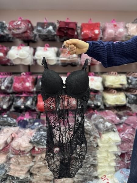 ARONA A-370 DESTEKLİ DANTELLİ BODYSUIT