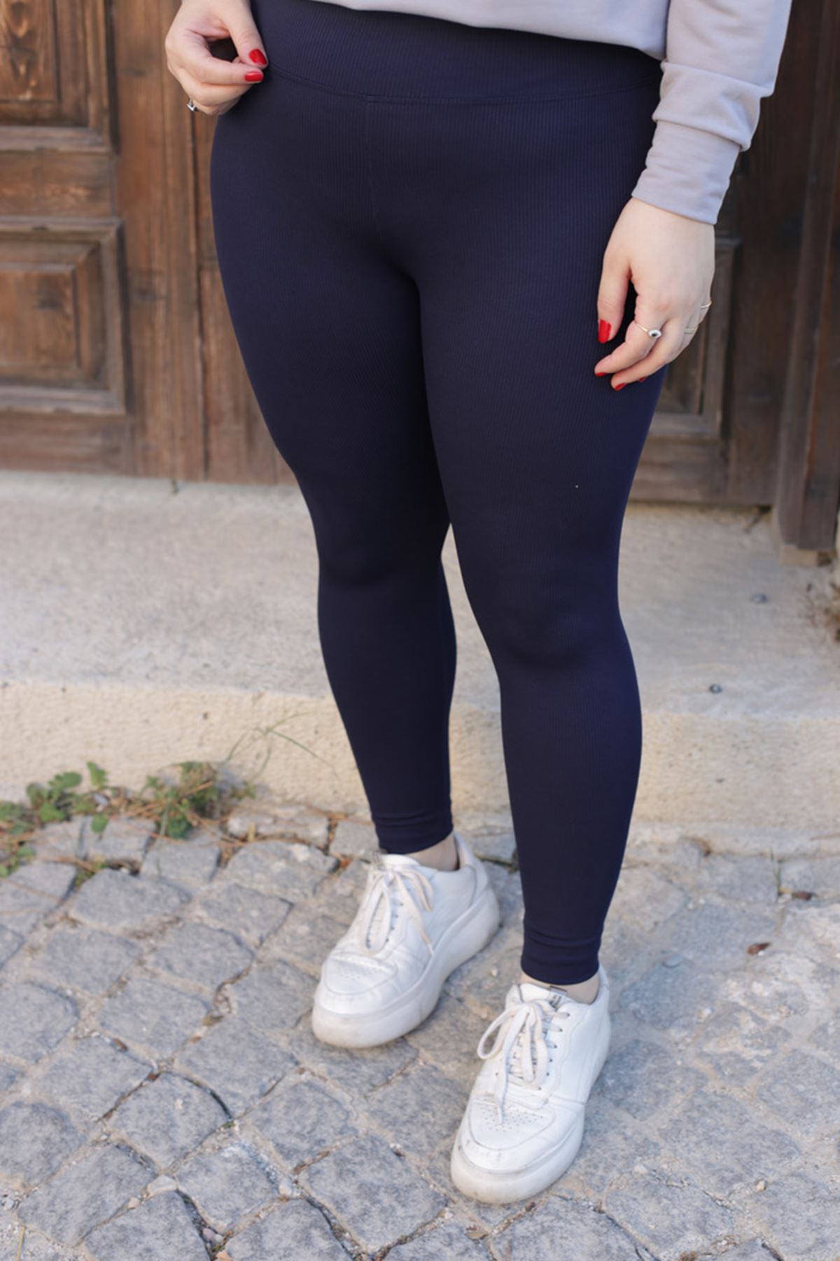 ADALYA ŞARDONLU BATTAL TAYT