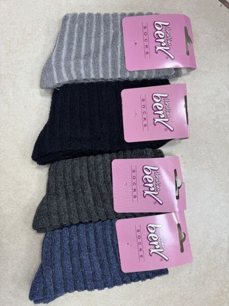 İBRAHİM BERK BAYAN TERS HAVLU ÇORAP