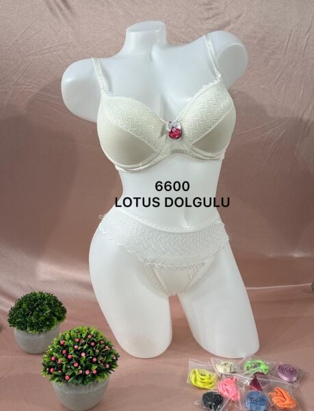 ECEM YILDIZ 6600 LOTUS DOLGULU TAKIM